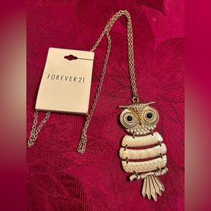 ✨SALE✨ Gold Owl necklace